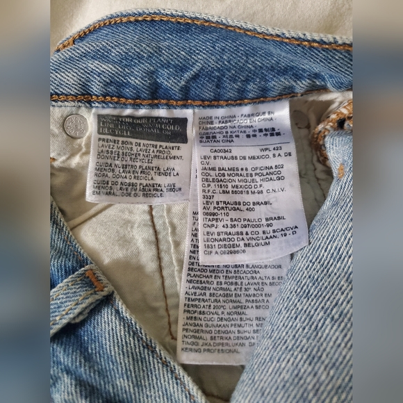 Levi's 501 patchwork cutoff shorts - Picture 3 of 5